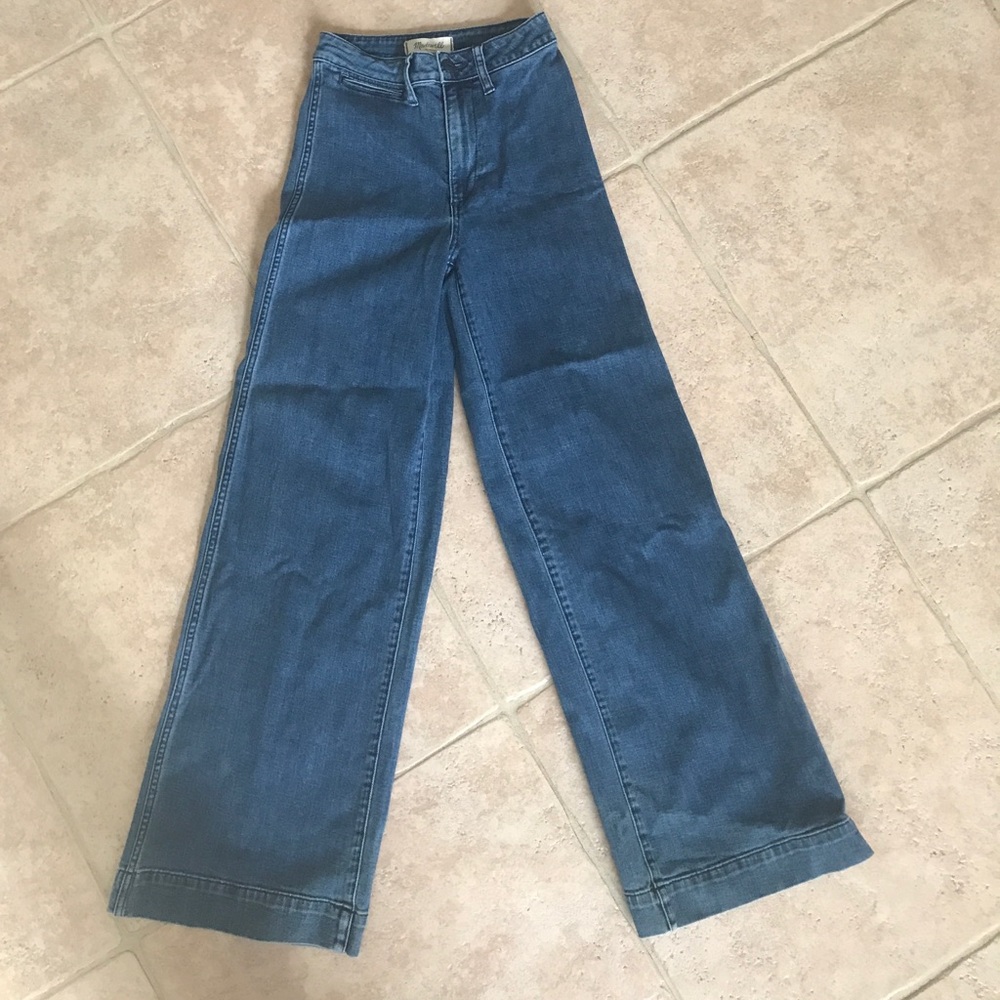 Madewell high waisted, wide leg blue jeans, size 23